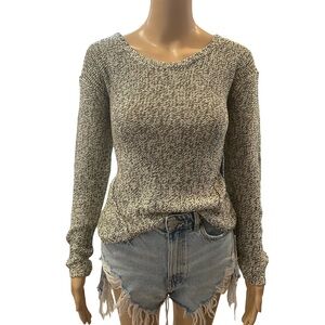 super cute lightweight knit sweater 🍁😻